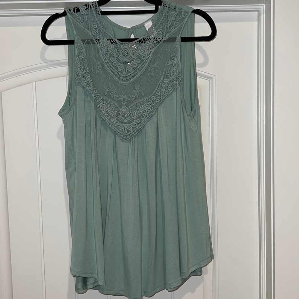 Local boutique, beautiful lace detail, soft and flowing.